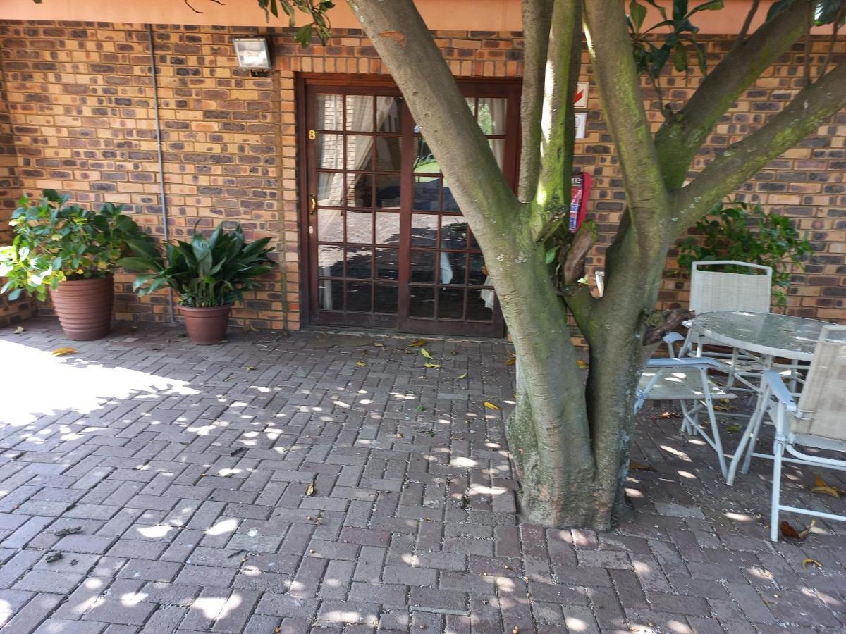 Khokha Moya Guesthouse إرميلو المظهر الخارجي الصورة